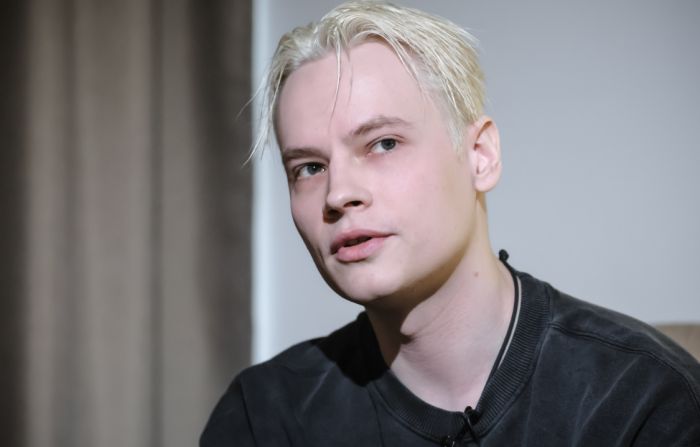Школьники начнут изучать песни Шамана и Газманова на уроках музыки