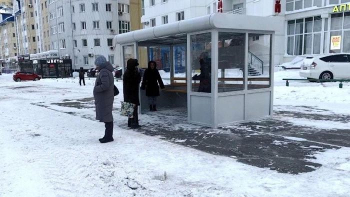 ​В Нижневартовске установят 12 новых остановочных павильонов