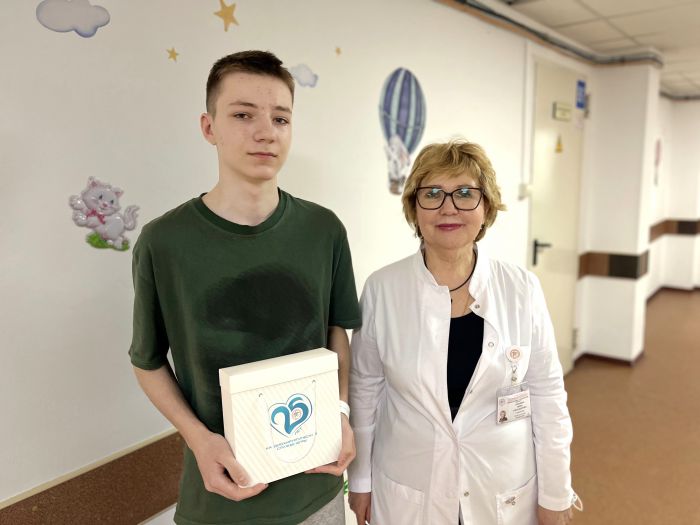 ​Операция в подарок: в Сургуте хирурги спасли подростка от тяжелых приступов аритмии в день его рождения