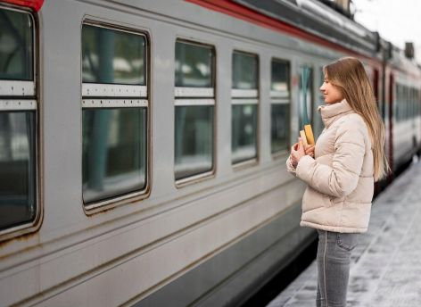 ​Кабмин: россияне смогут сесть на поезд по биометрии