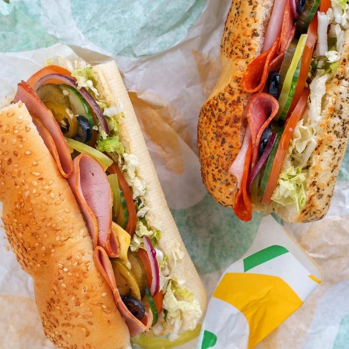 ​SUBWAY снова в России: сеть начала выдавать франшизы бизнесменам