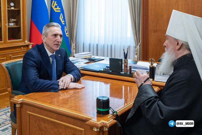 Александр Моор поблагодарил митрополита за активное участие в просветительских проектах 