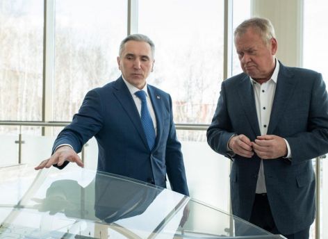 ​Тюменская область разрабатывает стратегию развития с акцентом на медицину и промышленность
