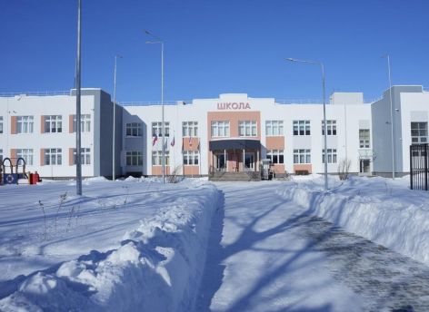 ​В Тюменской области продолжают заменять деревянные сельские школы