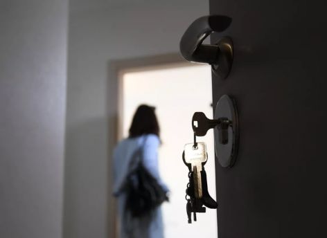 Новый штраф за открывающиеся наружу входные двери – фейк