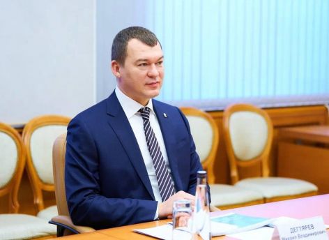 ​Министр спорта России Михаил Дегтярев встретился с Русланом Кухаруком и наградил югорчан