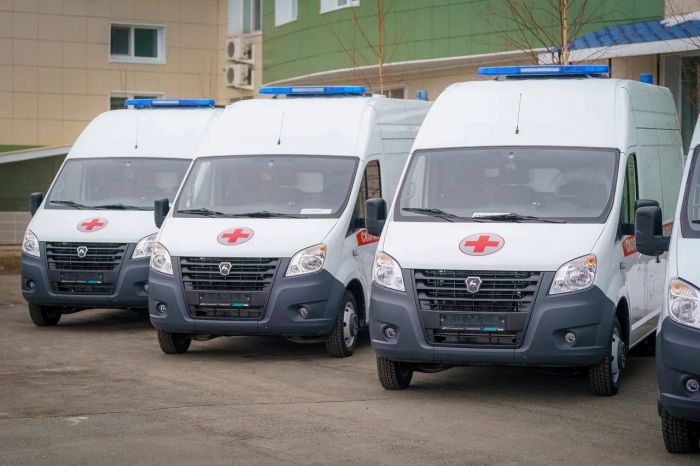 Врачи Югры получат новые автомобили скорой помощи