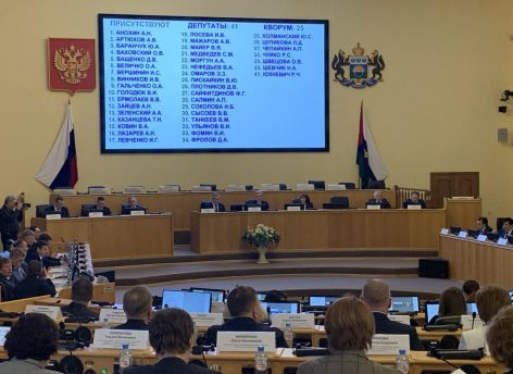 ​Александр Моор поддержал инициативу ввести региональные выплаты участковым