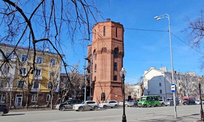 ​Водонапорная башня в Тюмени стала новым центром притяжения для молодежи