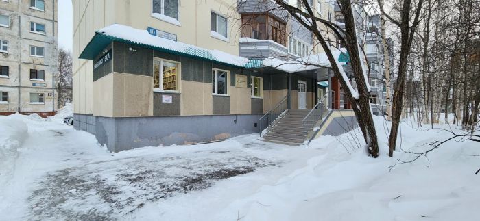 Библиотеку №3 в Сургуте закрыли на ремонт до конца июня