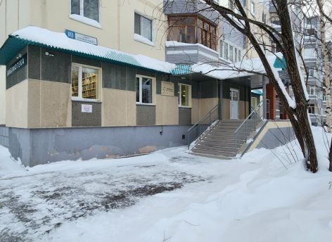Библиотеку №3 в Сургуте закрыли на ремонт до конца июня