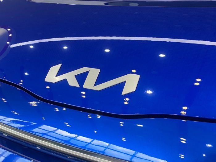 Kia снова в России: планируют завезти 50 тысяч автомобилей