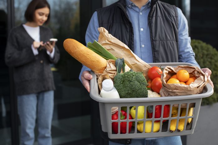Россиянам назвали продукты, которые ощутимо подешевеют в мае