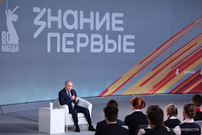 ​Путин высказался о возможности переименования Волгограда в Сталинград