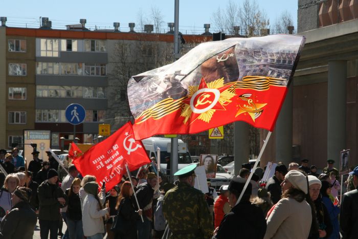 Квиз о войне, «Вальс Победы», акриловые ночи и концерт – куда сходить 10 мая в Сургуте