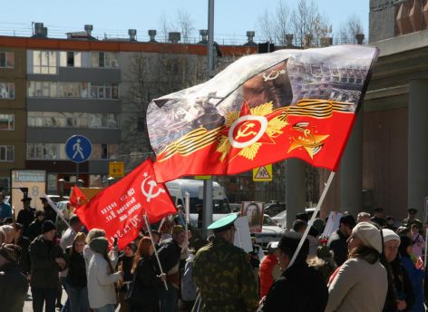 Квиз о войне, «Вальс Победы», акриловые ночи и концерт – куда сходить 10 мая в Сургуте