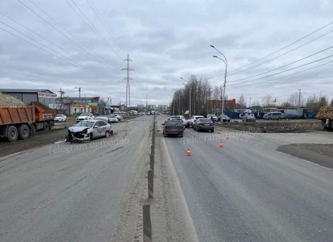 Семь участников ДТП: в Нижневартовске произошла массовая автоавария