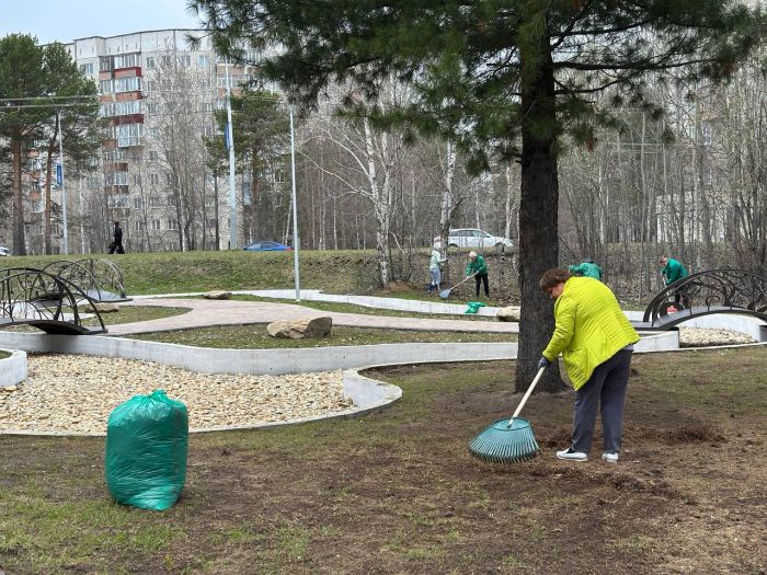 ​Сургутяне вышли на субботник «Зеленая Весна – 2025» и собрали 160 тонн мусора