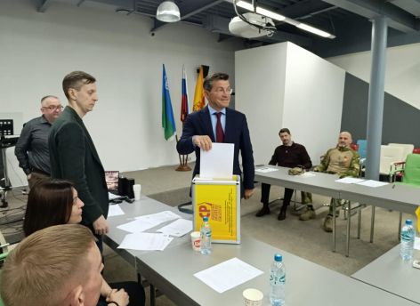 Михаил Сердюк сохранил пост председателя регионального отделения «Справедливая Россия – За Правду» в Югре