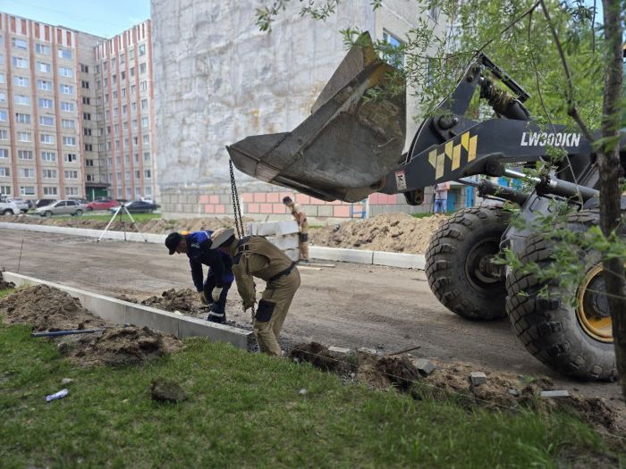 В Сургуте стартовал ремонт внутриквартальных проездов за 170 миллионов рублей
