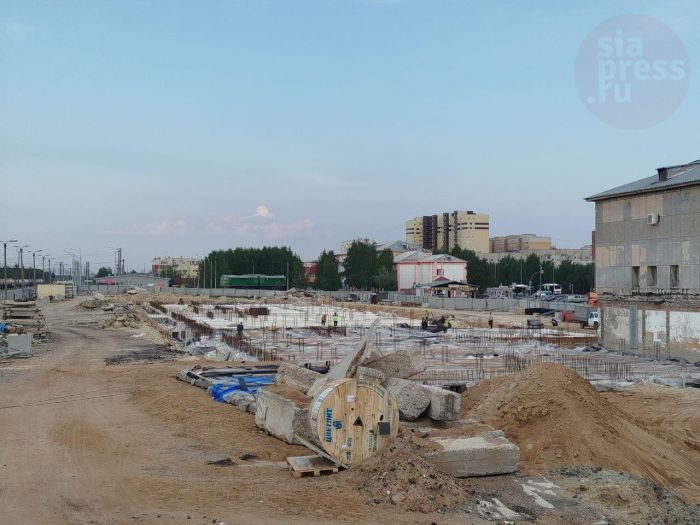 ​В Сургуте назвали сроки завершения строительства железнодорожного вокзала