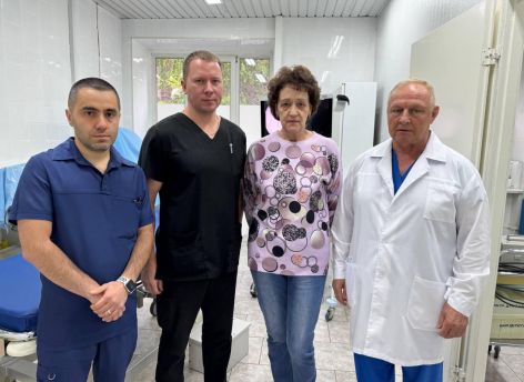 Пациента, которой врачи СОКБ сделали редкую и сложную операцию на пищеводе, пошла на поправку