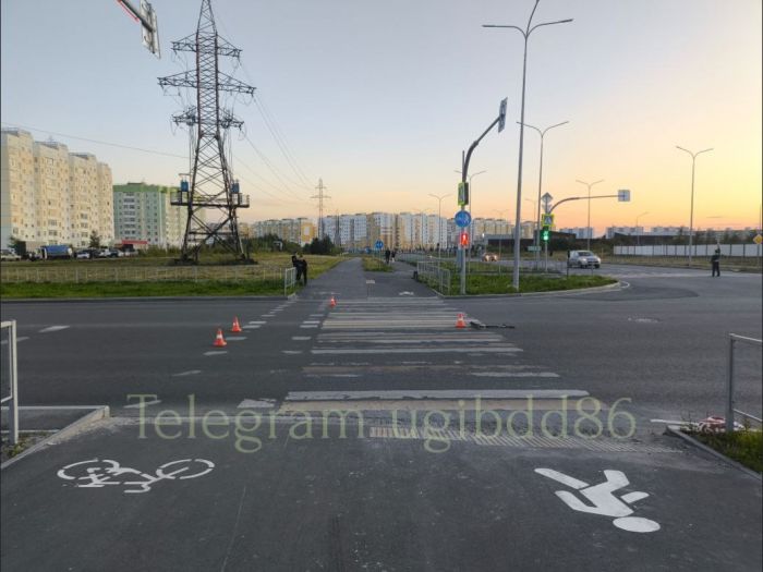 ​Два ребенка пострадали в ДТП в Югре: один ехал на питбайке, другой − на самокате