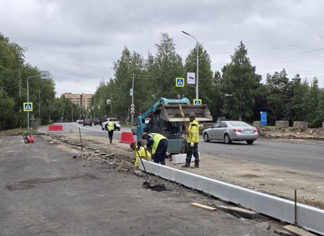 В Сургуте к началу августа завершили более двух третей работ по ремонту дорог