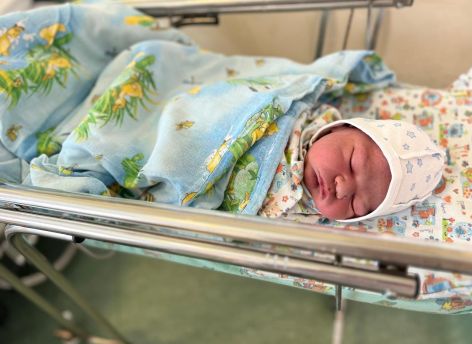 ​В Сургуте родился ребенок-богатырь весом 5,6 кг