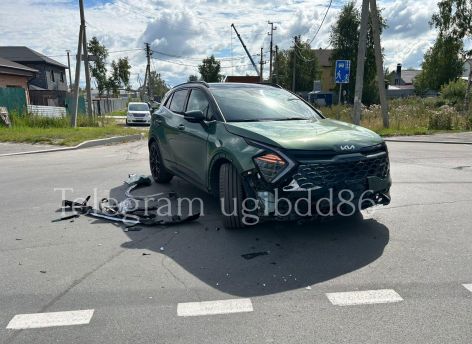 ​В Сургуте на улице Щепеткина произошло ДТП с пострадавшим