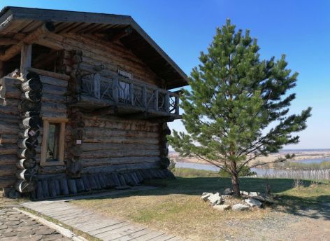 ​Тренд лета-2025: югорчане чаще бронируют поездки в малые города и экоотели