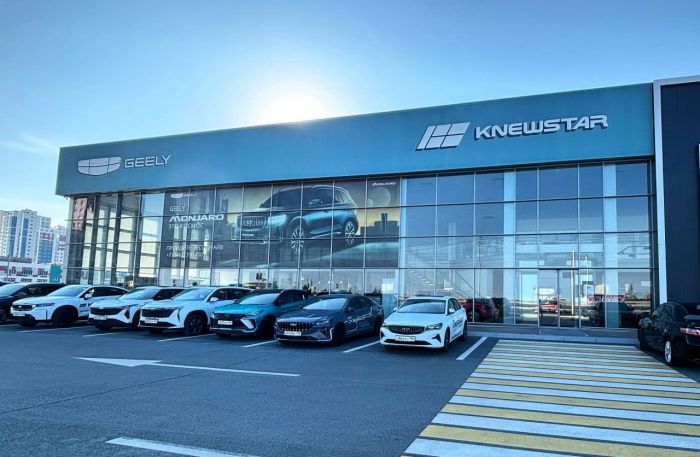 ​Geely и Knewstar: стиль, надежность и новые возможности в «Восток Моторс»