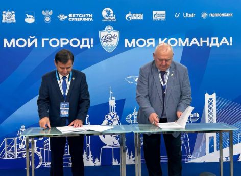 Соглашение подписано: МФК «Факел» и ГК «Сибпромстрой» вместе за развитие спорта в Сургуте