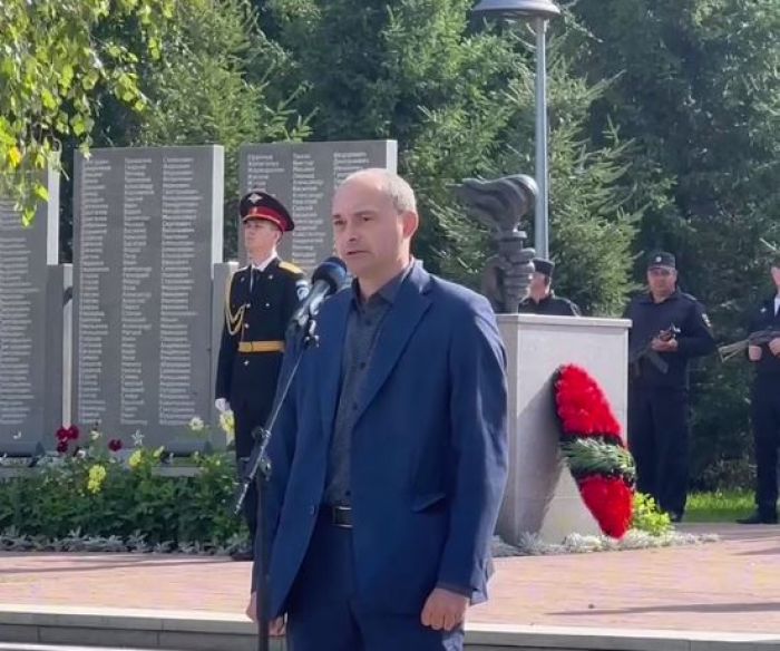 ​В Сургуте почтили память жертв терроризма