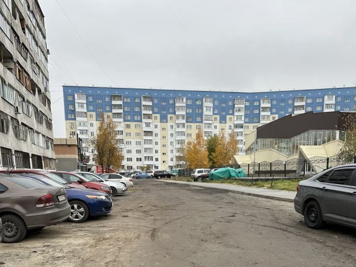 ​В Сургуте привели в порядок дворовые проезды и тротуары у школ
