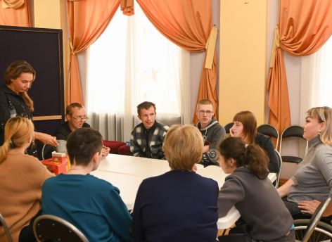 ​Тюменский проект «Перезагрузка» поможет молодежи с ОВЗ найти себя в творчестве и общении