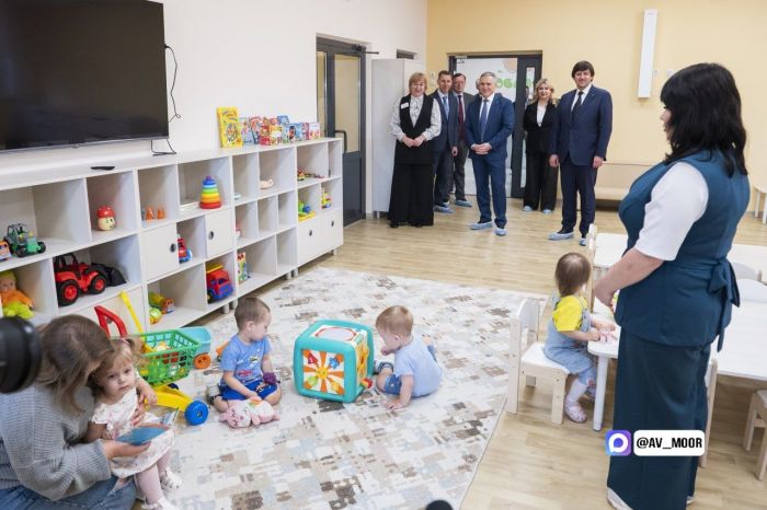 Александр Моор оценил новые дошкольные учреждения в Тюмени