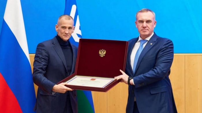 ​Глава Сургутского района Андрей Трубецкой получил Почётную грамоту Президента РФ