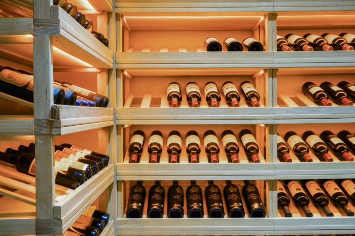 В России готовятся провести эксперимент по продаже отечественного вина на маркетплейсах