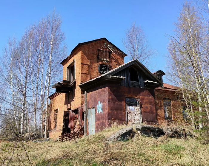 ​В Югре ищут инвесторов для восьми объектов культурного наследия. Что за дома и усадьбы предлагают восстановить?