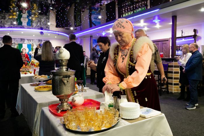 ​В Сургутском районе открылось этно-кафе в рамках программы «СВОе дело»