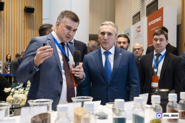 ​В Тюмени состоялся третий технологический саммит нефтегазовой отрасли TNF