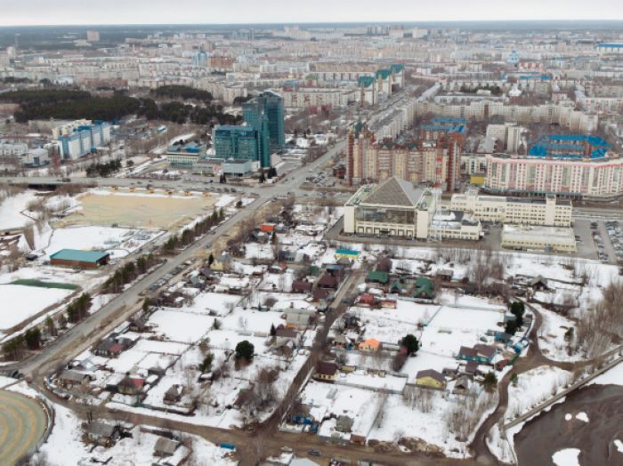 Претензии ФАС по конкурсу о застройке ядра центра Сургута касаются «Петрушки» и набережной