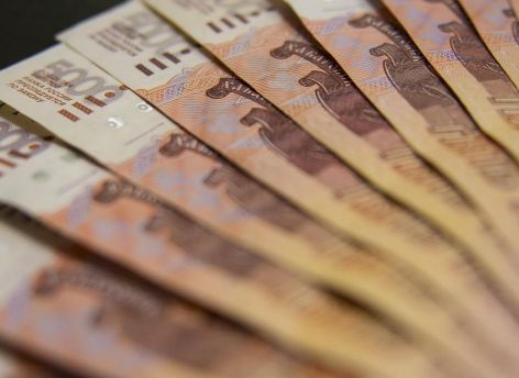 Должникам в России придется больше платить приставам за взыскание денег