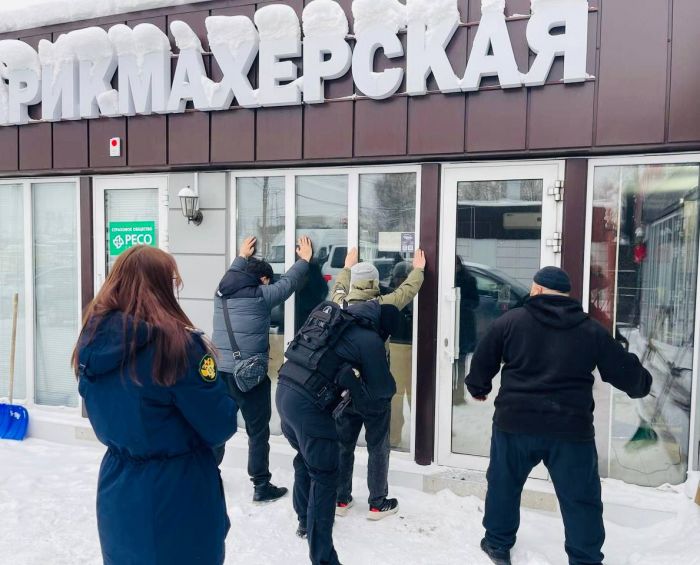 Пять иностранцев выдворят из Сургута по итогам совместной проверки прокуратуры и силовиков