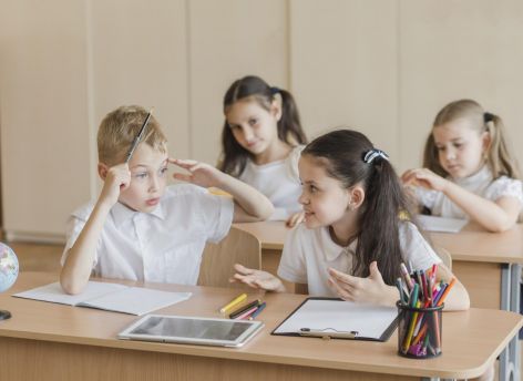 ​Минпросвещения вернет оценки за поведение для всех школьников