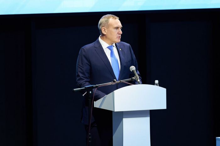 Руслан Кухарук в Когалыме побывал на главных стройках и вручил награды нефтяникам