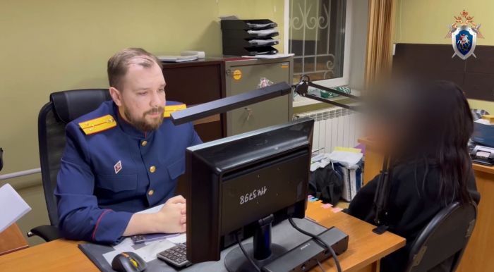 ​18-летнюю жительницу Сургута подозревают в похищении подростка в Красноярске
