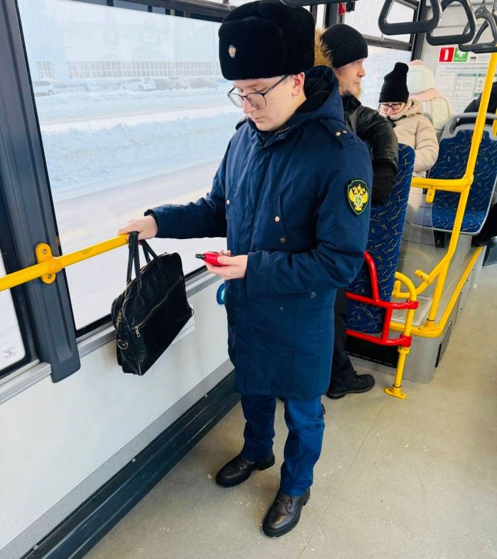 ​Прокуратура убедилась в том, что автобусы Сургута действительно не ходят по своему расписанию