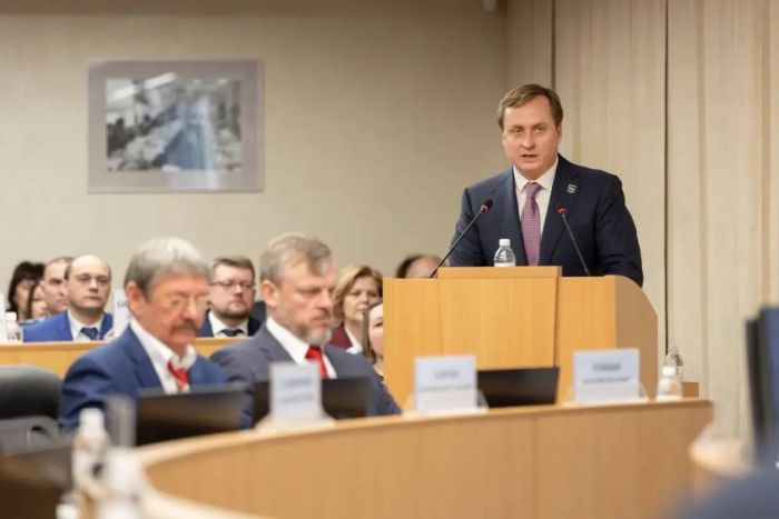 ​Бюджет 58 млрд и «прорывной» год: депутаты поддержали отчет главы Сургута Максима Слепова